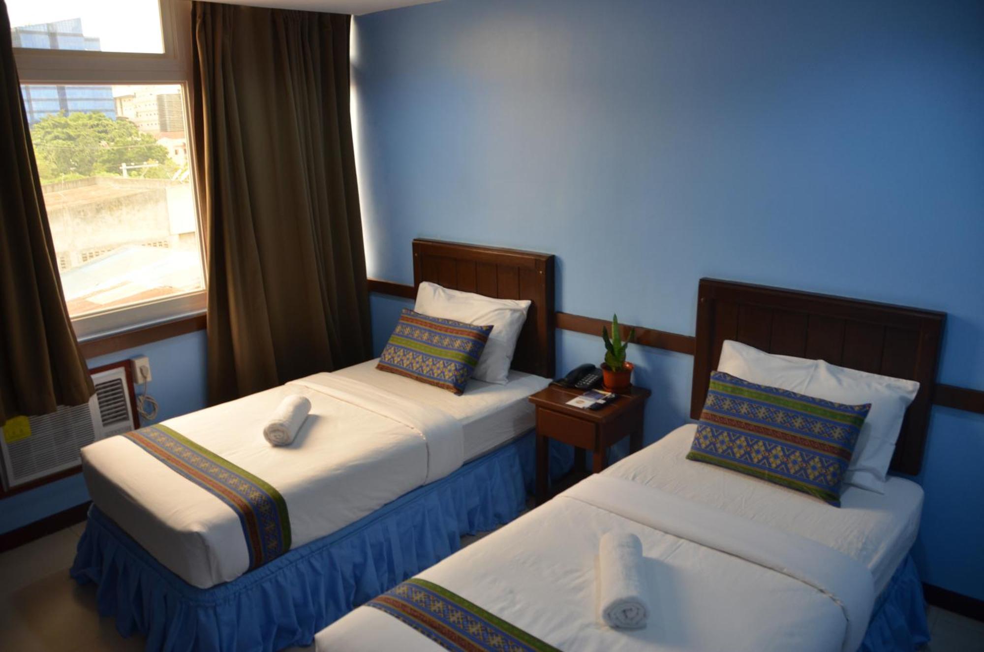 Alu Hotel Davao Экстерьер фото