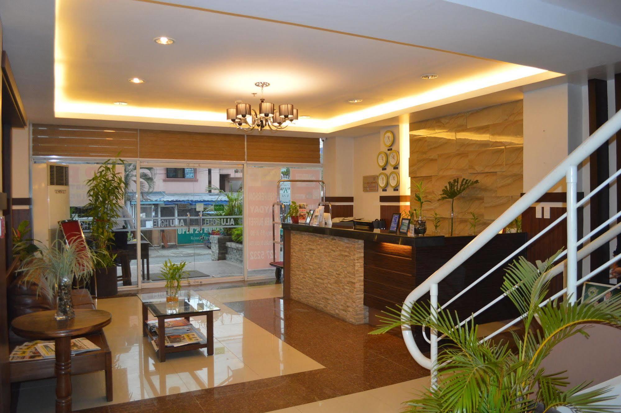 Alu Hotel Davao Экстерьер фото